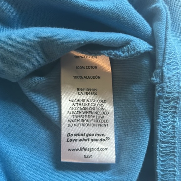 Life is Good Amigo Dog Crusher tee sz Medium Blue Unisex Cotton Peru - Picture 9 of 10